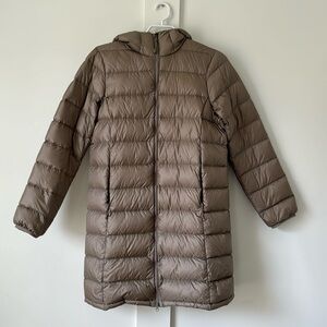 COPY - ARITZIA The New Little Puff in Taupe (size S)